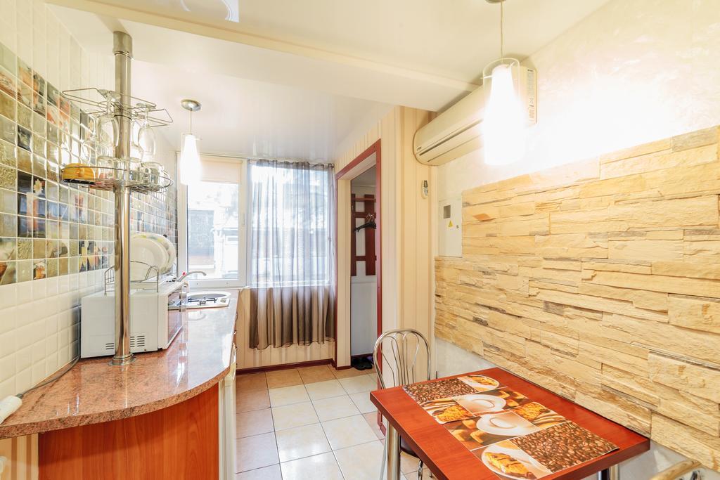 Appartement Studio On Grecheskaya à Odessa Extérieur photo