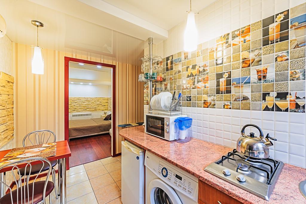 Appartement Studio On Grecheskaya à Odessa Extérieur photo